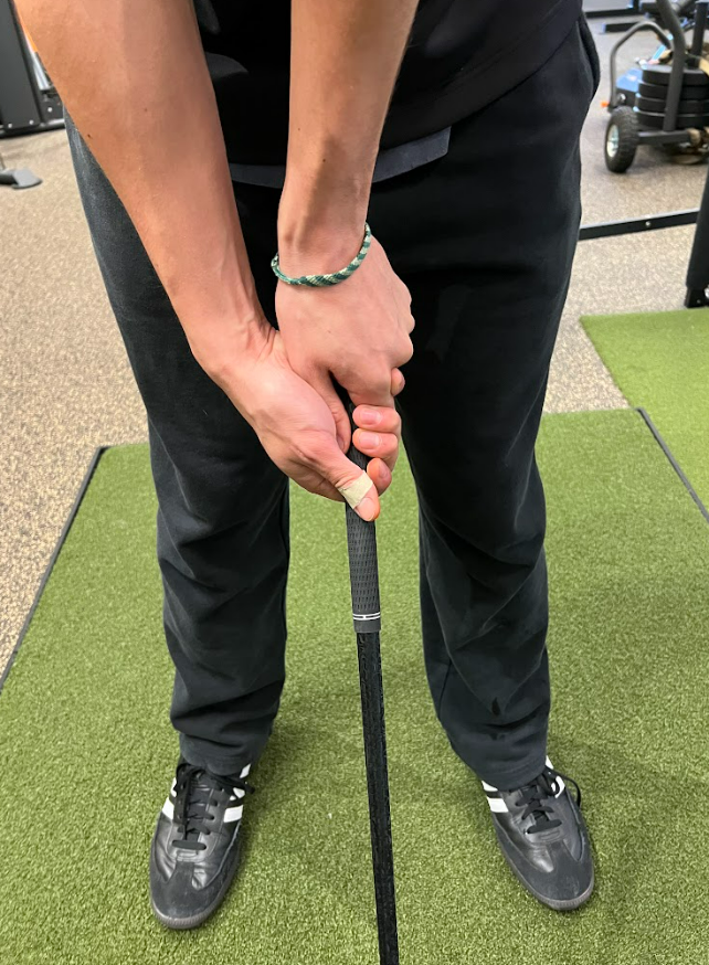 5 Simple Golf Grip Tips for Beginners to Improve Your Swing